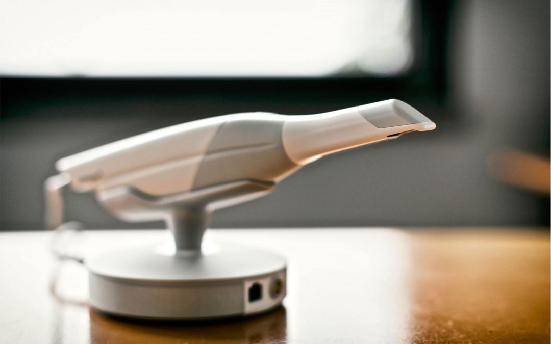 Tecnologia: lo scanner intraorale.  Ecco come dimenticarsi delle odiose impronte.